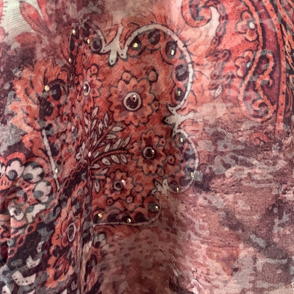 Northern Reflections dressy top with tiny bling - Picture 9 of 11